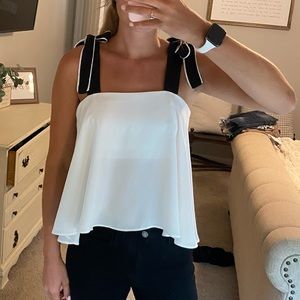 Black & white crop top!